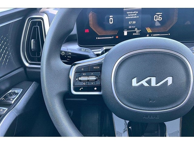 2025 Kia Sorento LX