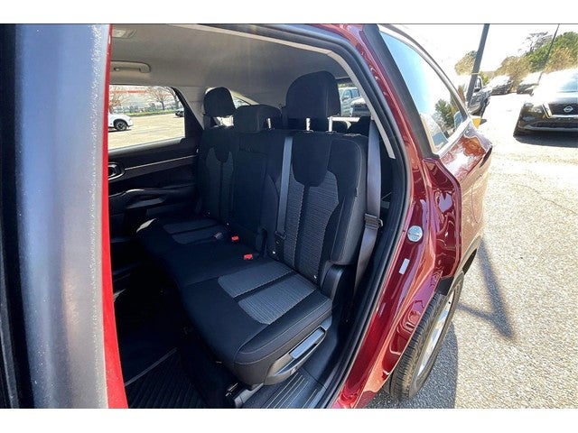 2025 Kia Sorento LX