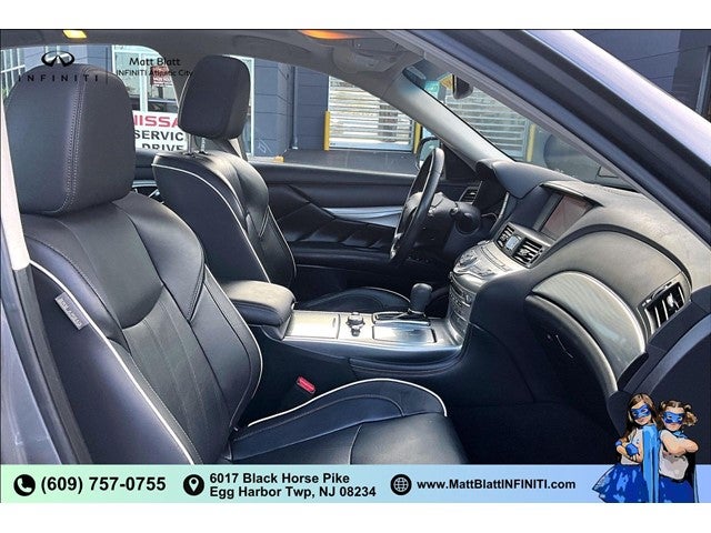 2019 INFINITI Q70 3.7 LUXE AWD