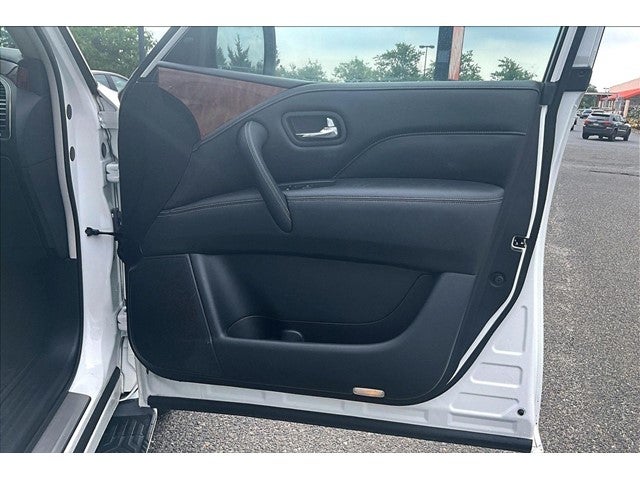 2019 INFINITI QX80 LUXE 4WD
