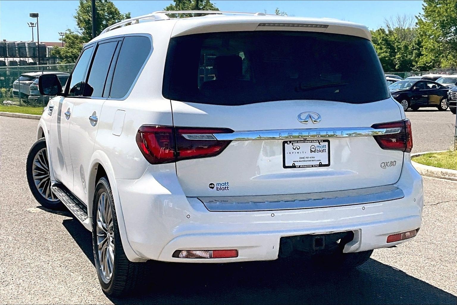 2019 INFINITI QX80 LUXE 4WD