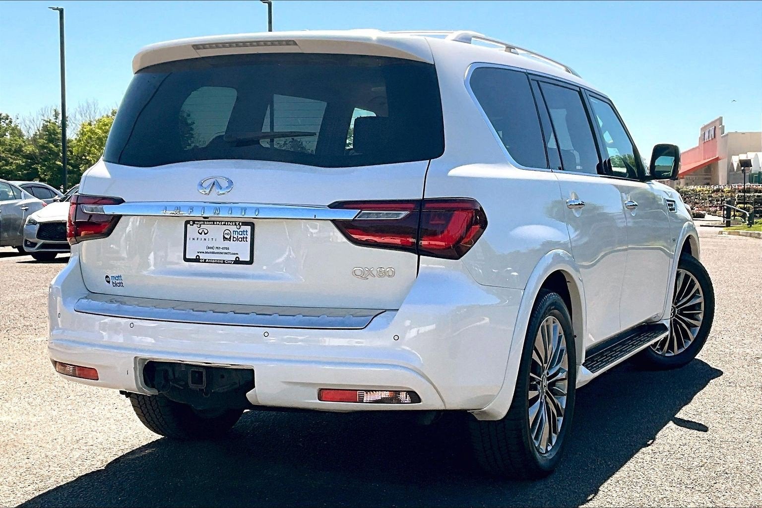 2019 INFINITI QX80 LUXE 4WD