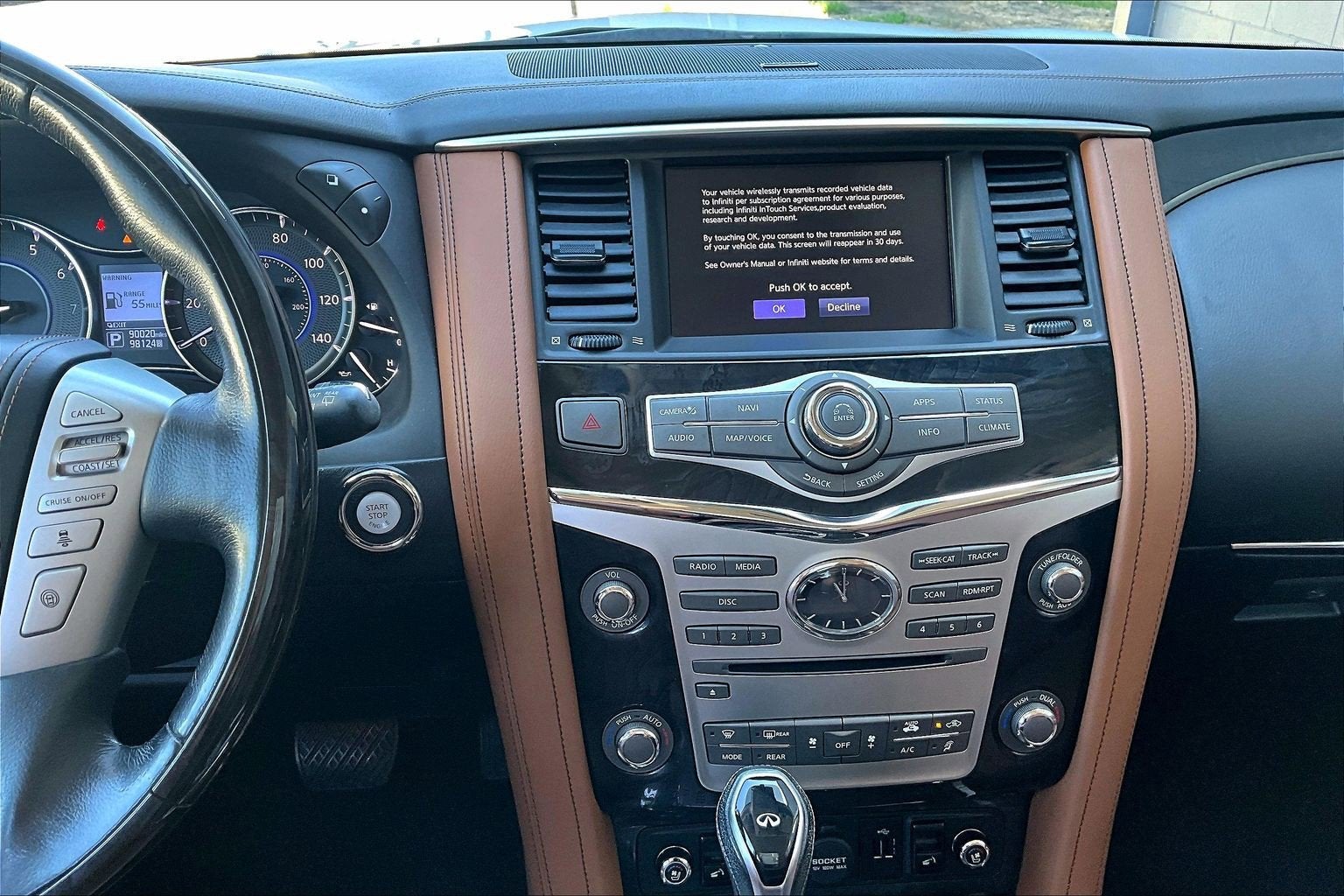 2019 INFINITI QX80 LUXE 4WD