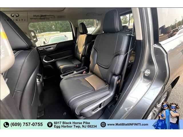 2027 INFINITI QX80 Luxe 4WD