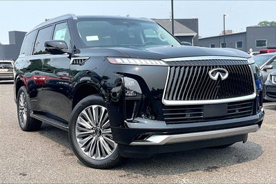 2027 INFINITI QX80 Luxe 4WD