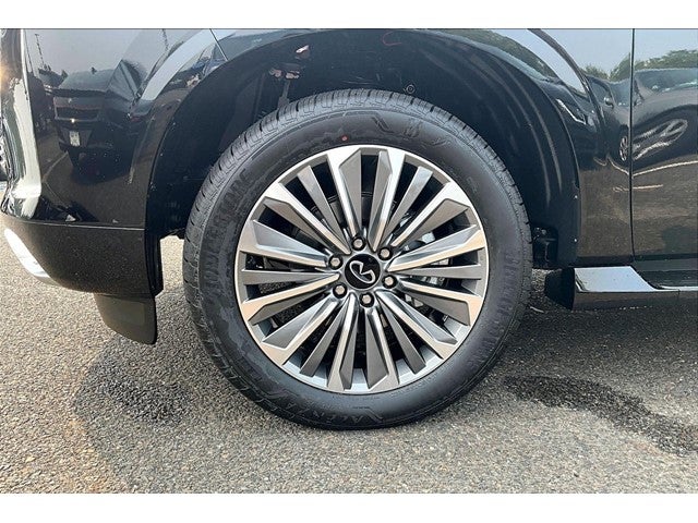 2027 INFINITI QX80 Luxe 4WD