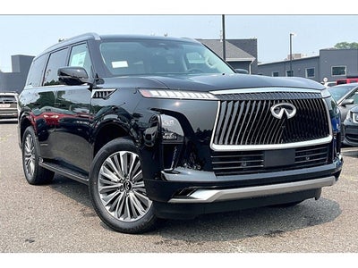 2027 INFINITI QX80 Luxe 4WD