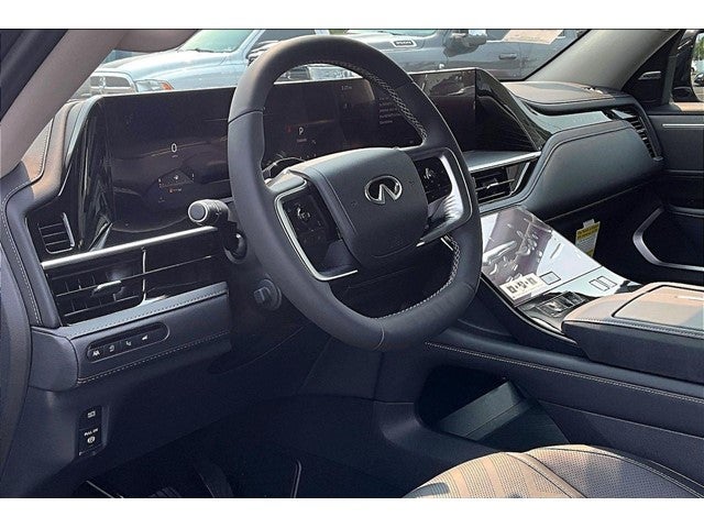 2027 INFINITI QX80 Luxe 4WD