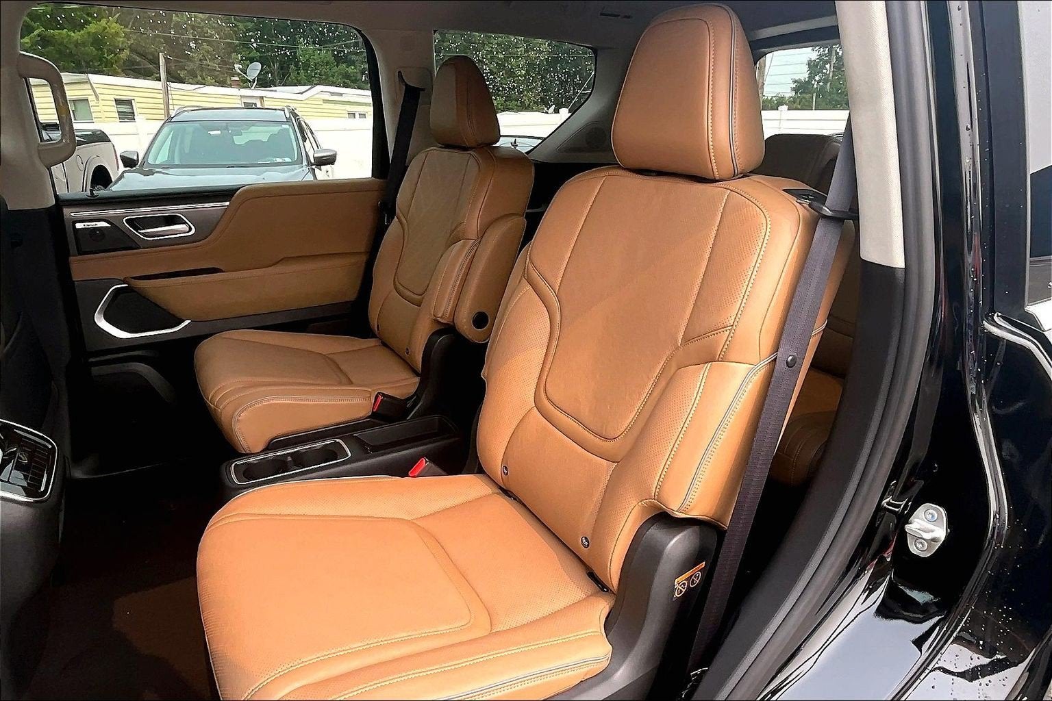 2027 INFINITI QX80 Luxe 4WD