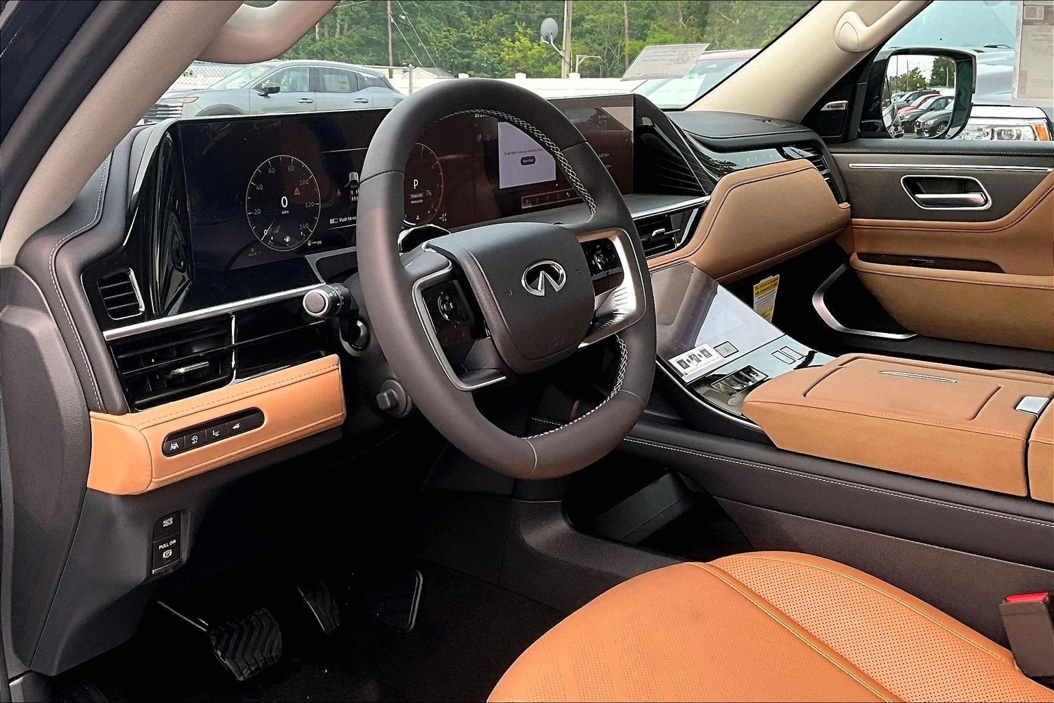 2027 INFINITI QX80 Luxe 4WD