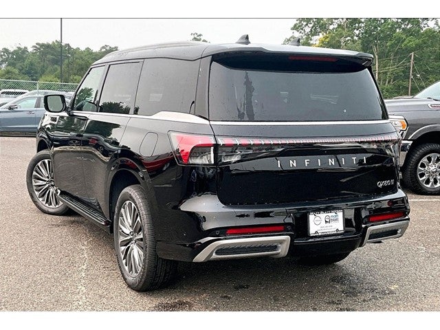 2027 INFINITI QX80 Luxe 4WD