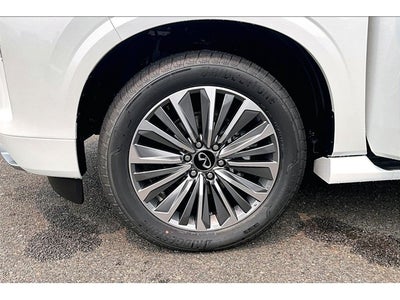 2027 INFINITI QX80 Luxe 4WD