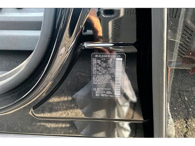 2027 INFINITI QX80 Luxe 4WD