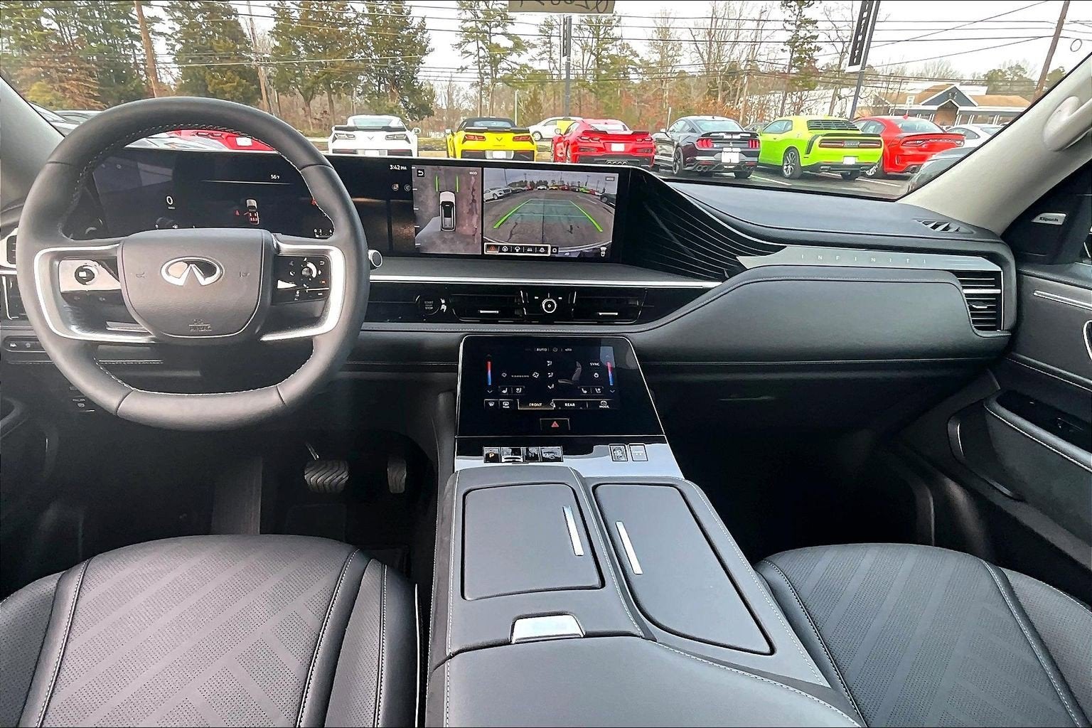 2026 INFINITI QX80 Luxe 4WD