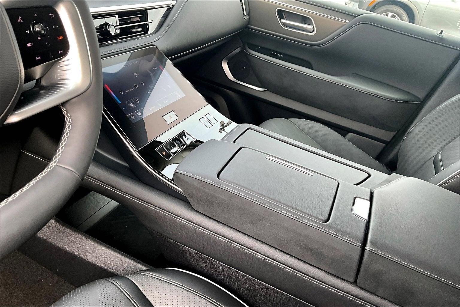 2026 INFINITI QX80 Luxe 4WD