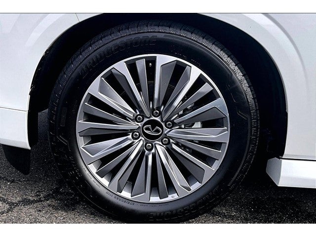 2026 INFINITI QX80 Luxe 4WD