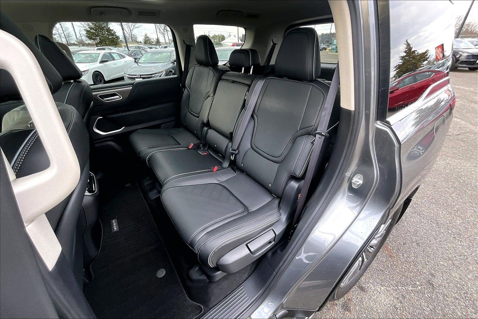 2026 INFINITI QX80 Luxe 4WD