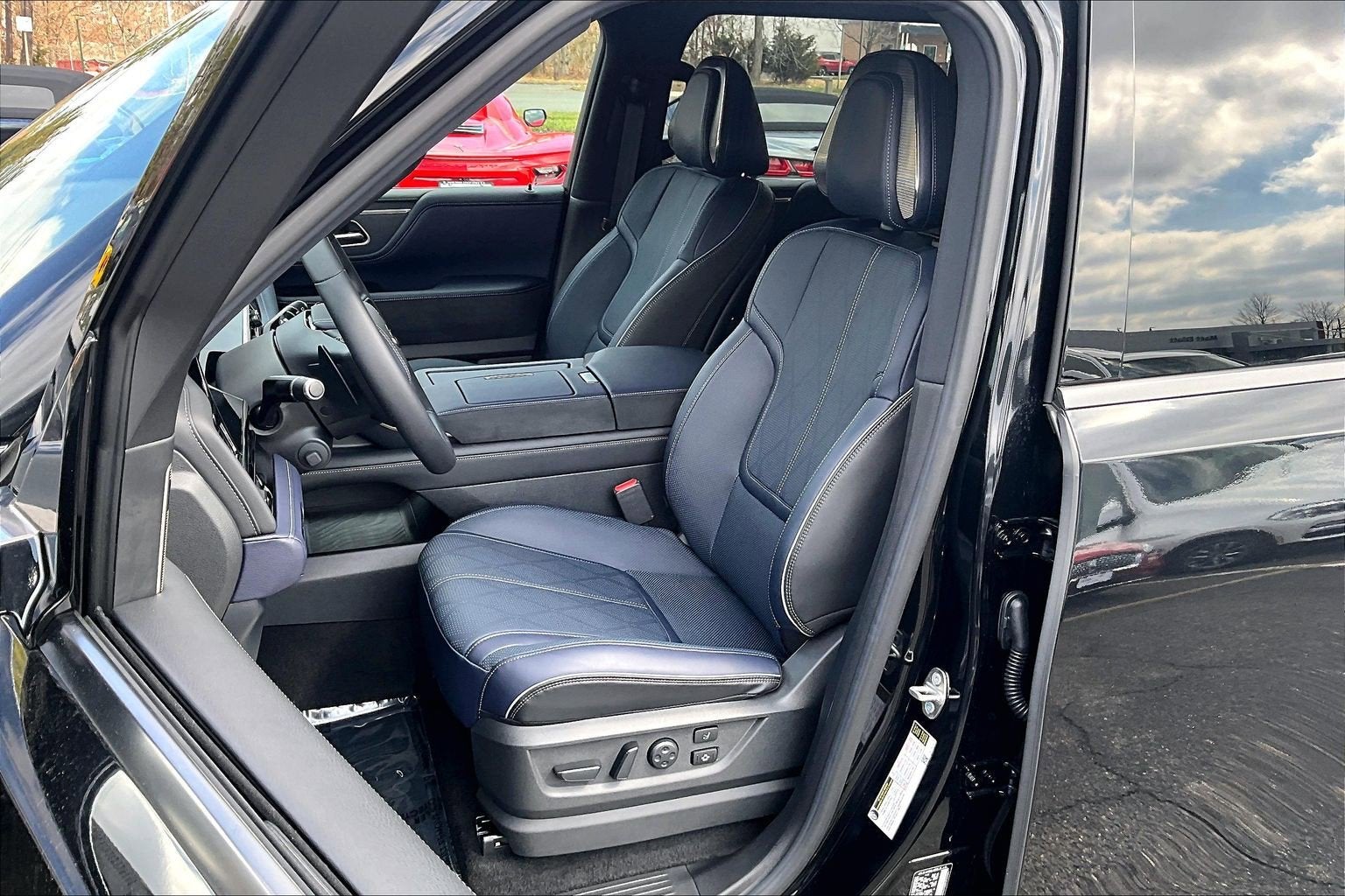 2026 INFINITI QX80 Sport 4WD