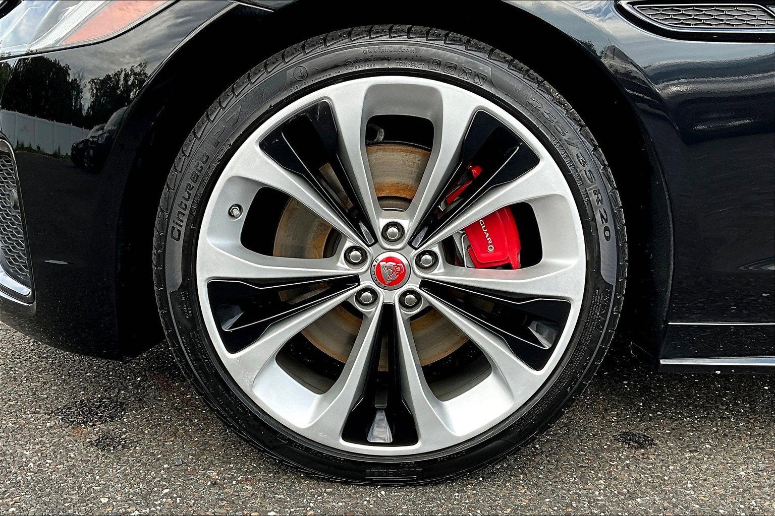 2022 Jaguar XF R-Dynamic SE