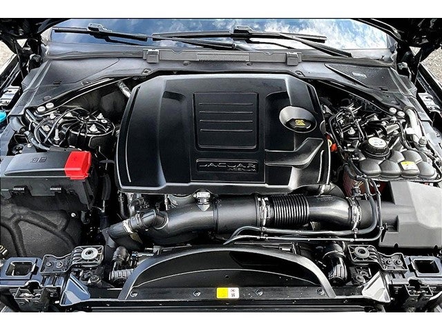 2022 Jaguar XF R-Dynamic SE