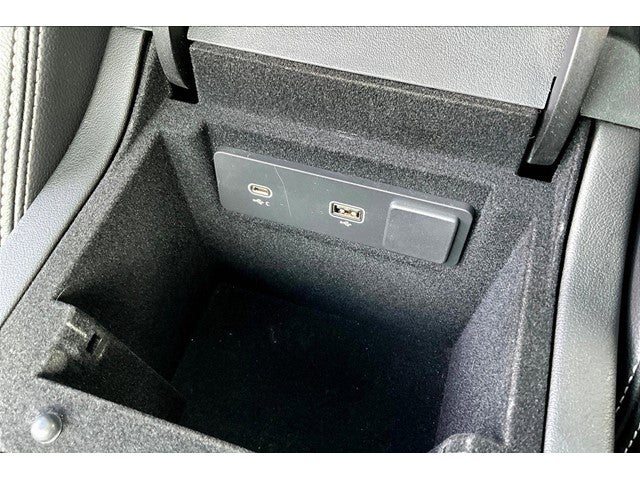 2022 Jaguar XF R-Dynamic SE