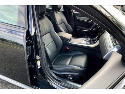 2022 Jaguar XF R-Dynamic SE