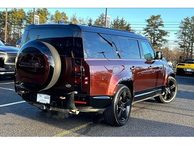 2023 Land Rover Defender X-Dynamic SE