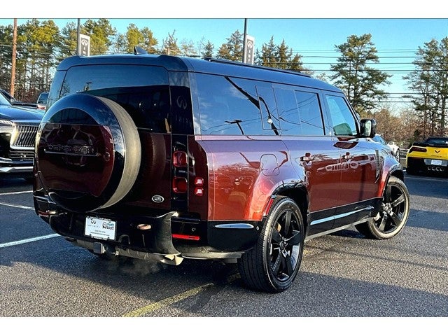 2023 Land Rover Defender X-Dynamic SE