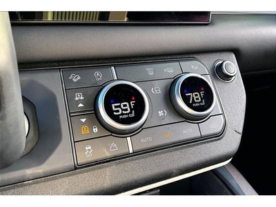 2023 Land Rover Defender X-Dynamic SE