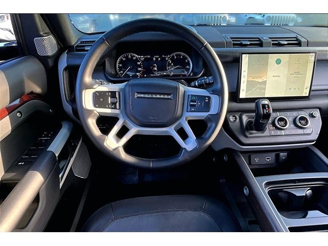 2023 Land Rover Defender X-Dynamic SE