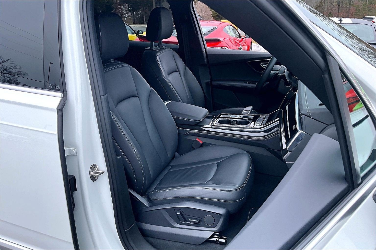 2025 Audi Q7 Premium Plus