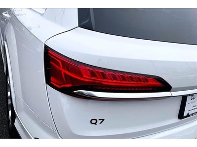 2025 Audi Q7 Premium Plus