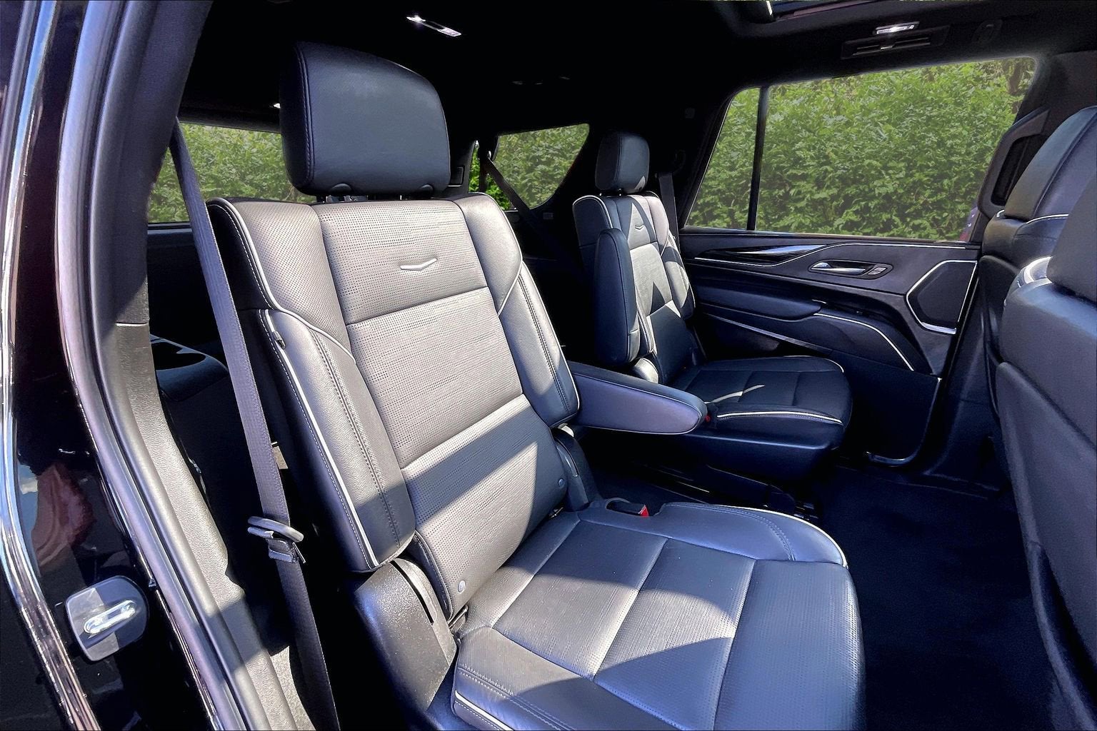 2022 Cadillac Escalade Sport
