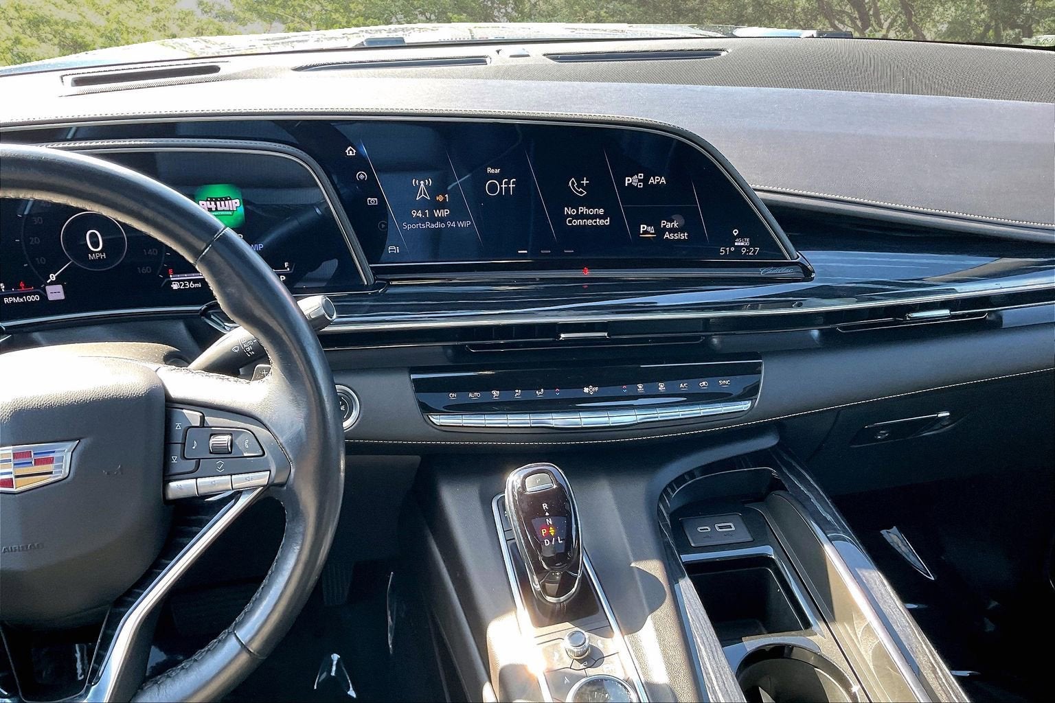 2022 Cadillac Escalade Sport