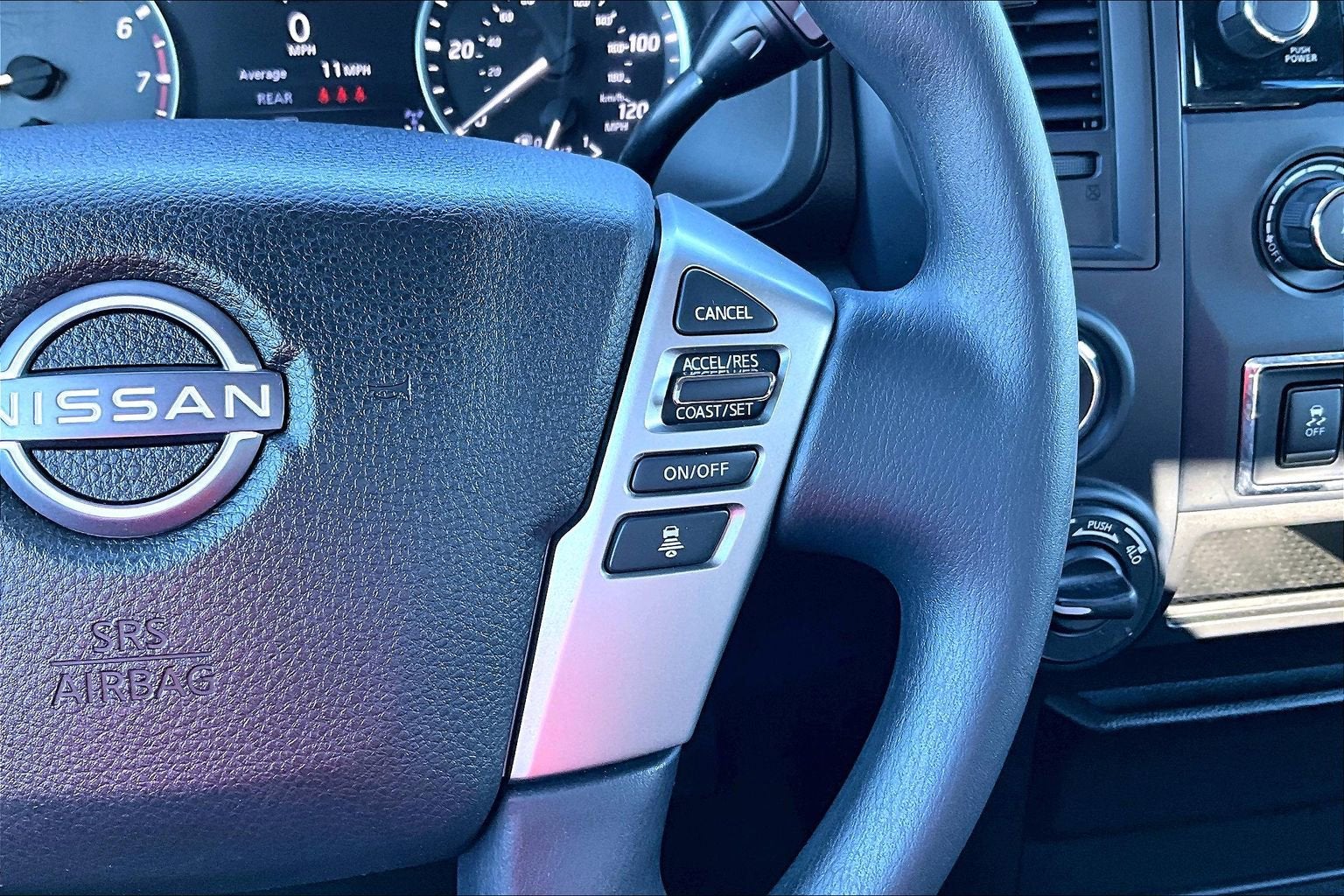 2024 Nissan Titan SV