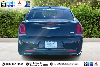 2019 Chrysler 300 Touring