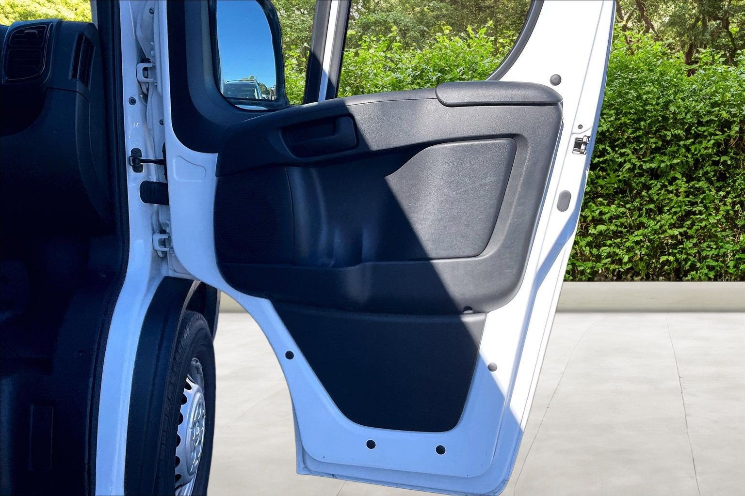 2025 RAM ProMaster Cargo Van Tradesman