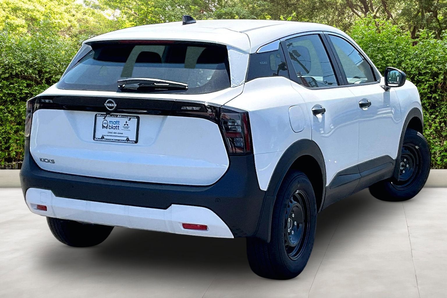 2026 Nissan Kicks S
