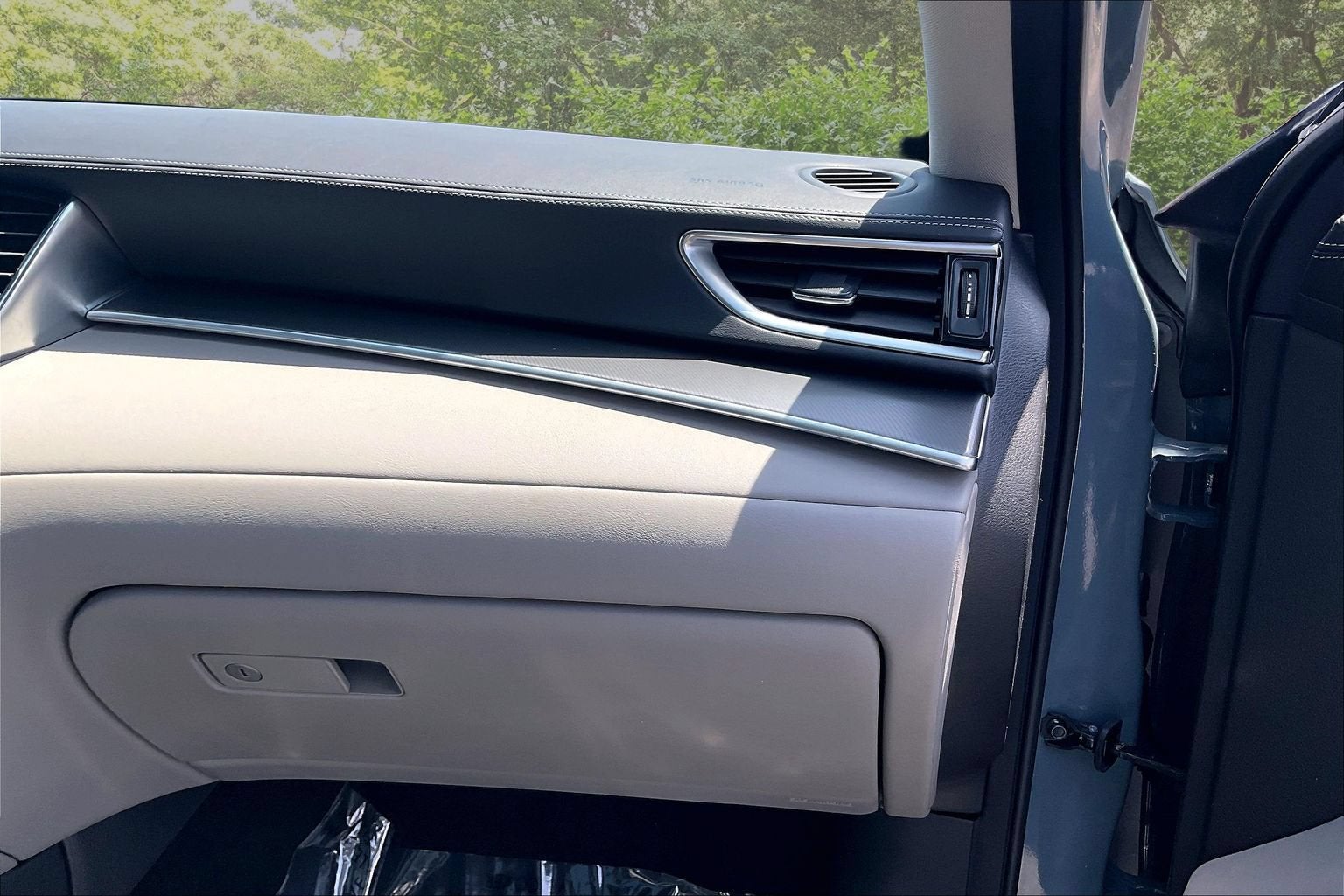 2024 INFINITI QX50 LUXE