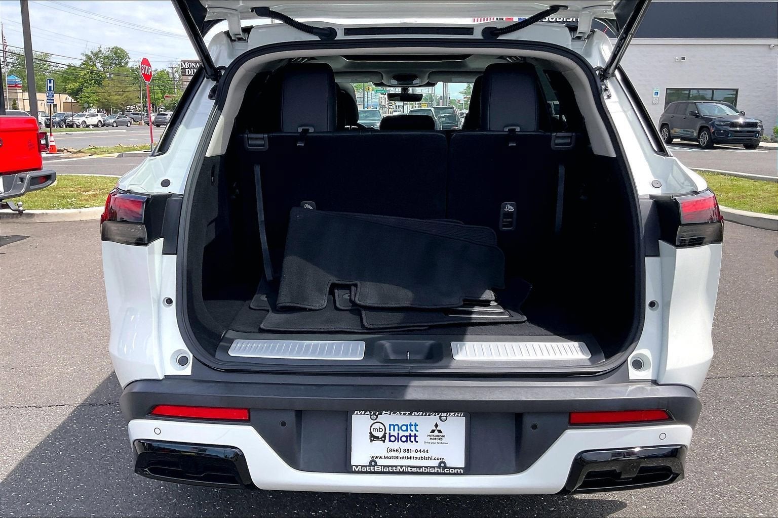2023 INFINITI QX60 PURE