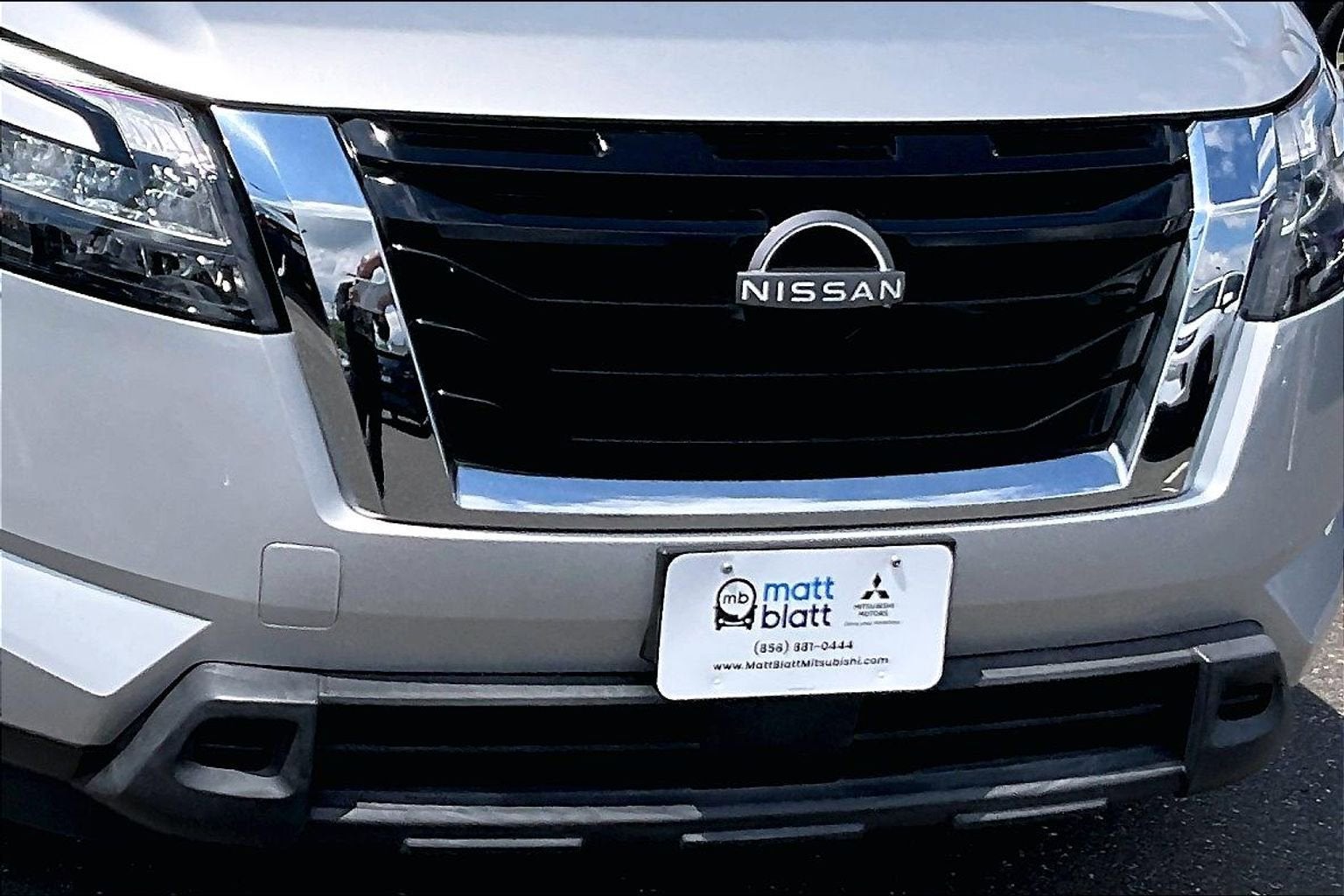 2023 Nissan Pathfinder S