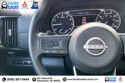 2025 Nissan Pathfinder SV