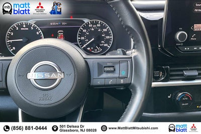 2025 Nissan Pathfinder SV