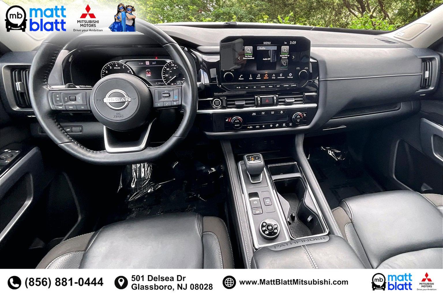 2023 Nissan Pathfinder SL