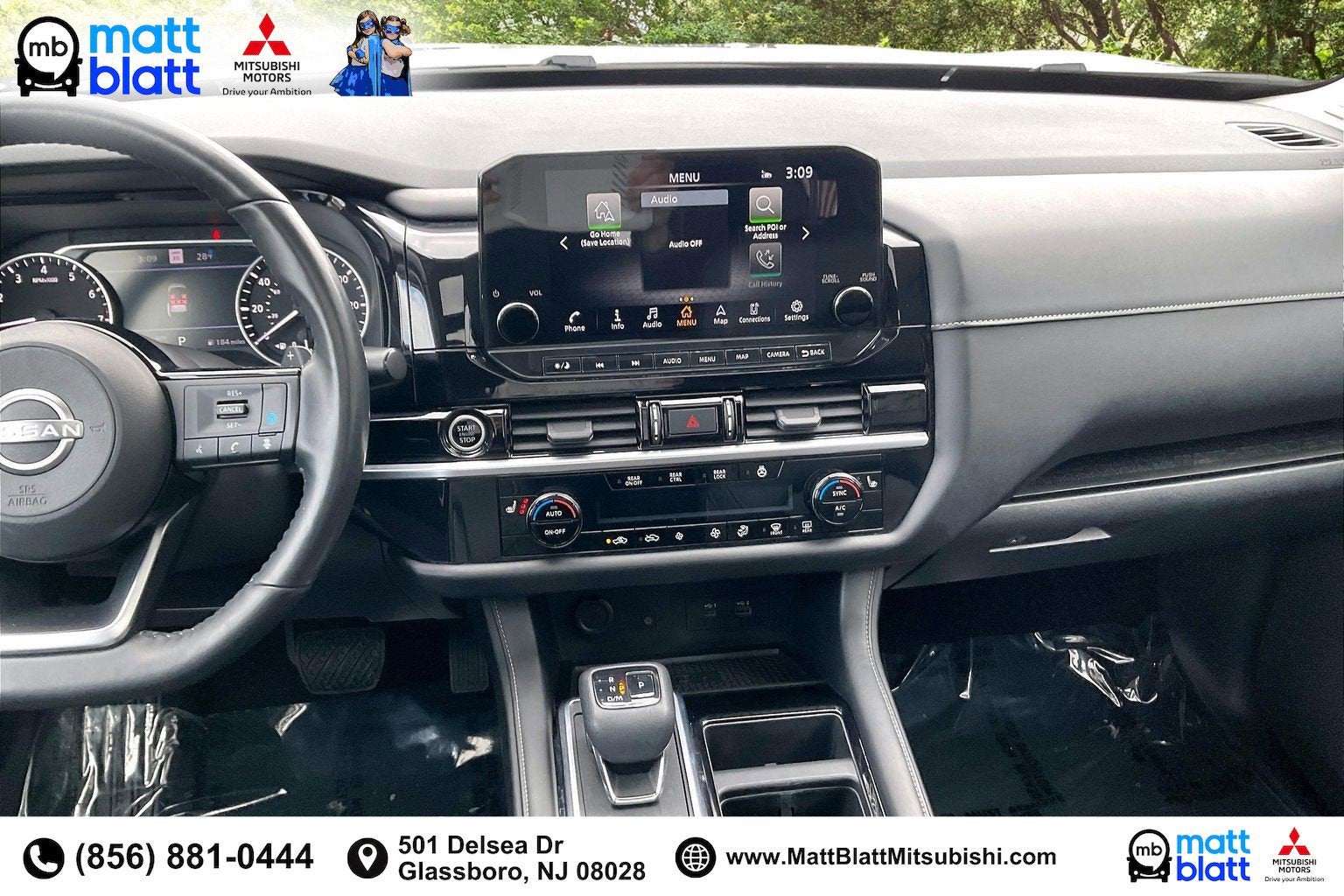 2023 Nissan Pathfinder SL