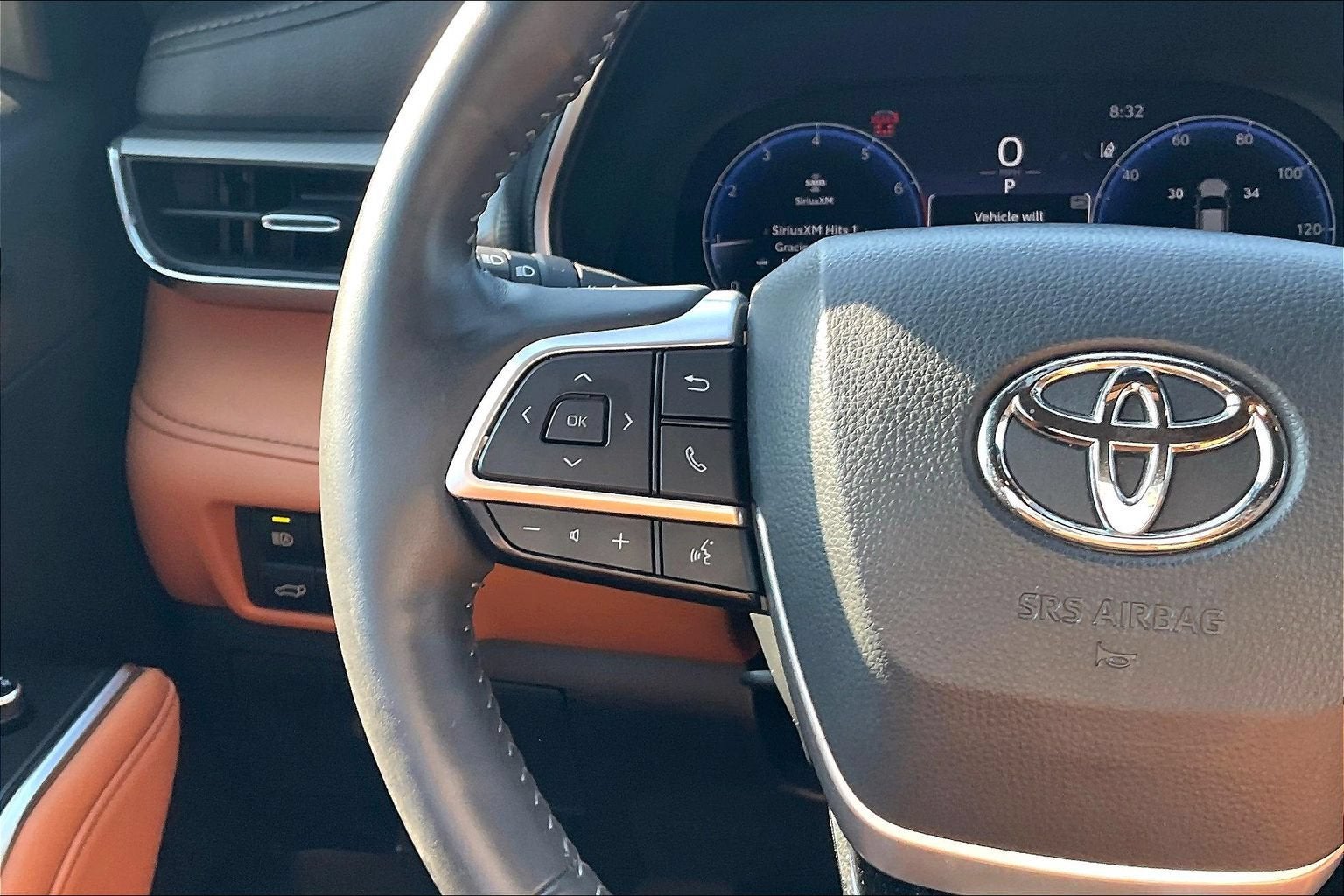 2024 Toyota Highlander Platinum