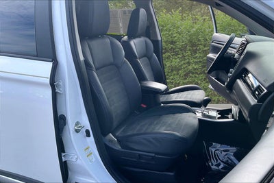 2020 Mitsubishi Outlander SE