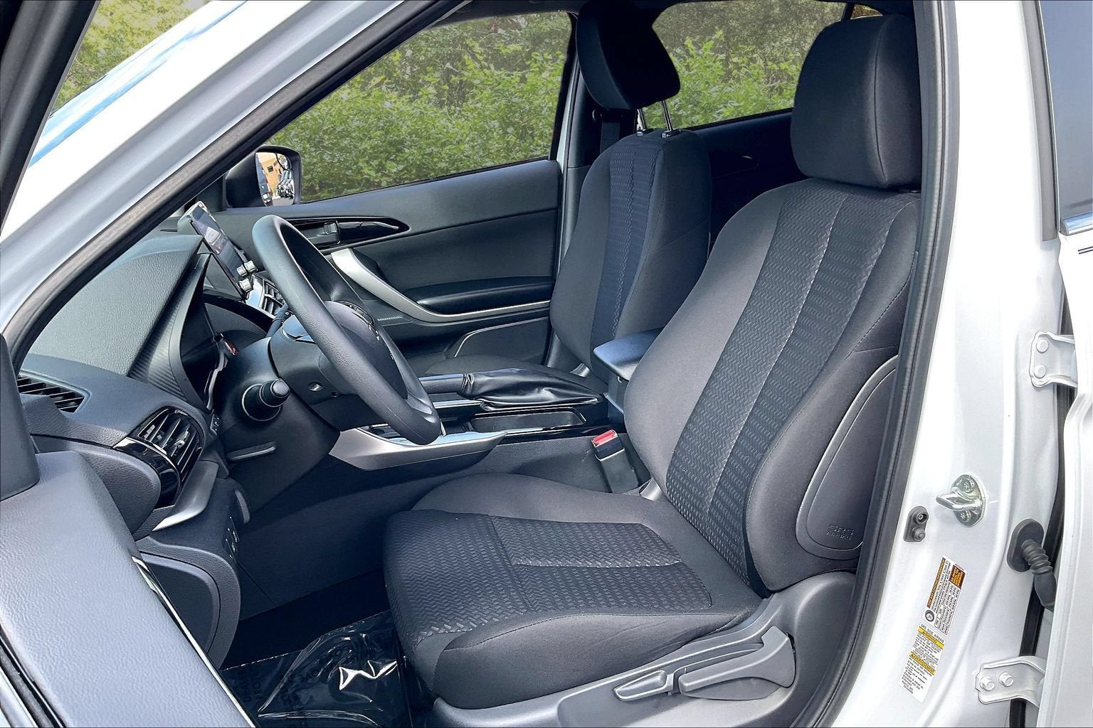 2024 Mitsubishi Eclipse Cross LE
