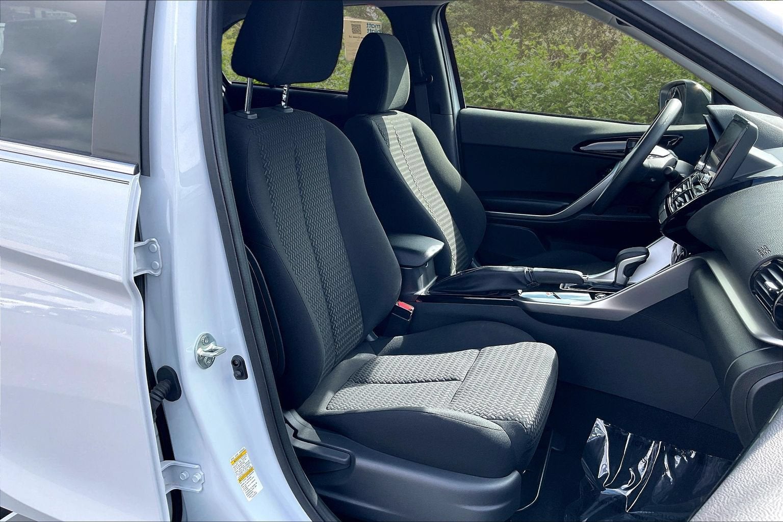 2024 Mitsubishi Eclipse Cross LE