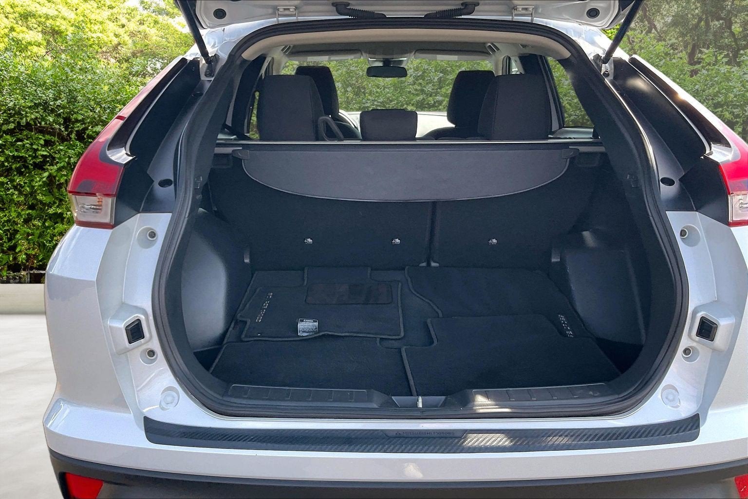 2023 Mitsubishi Eclipse Cross LE
